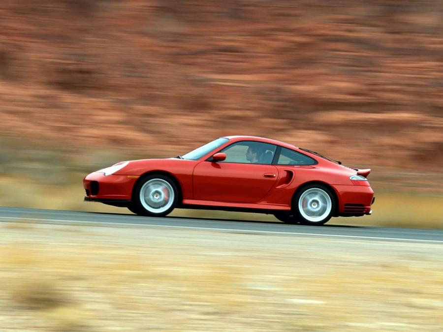  Porsche 911 Turbo 2003 года  (фото 2 из 9)